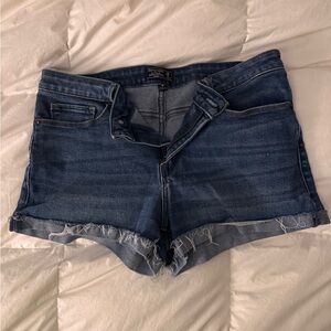Abercrombie and Fitch - Harper Low Rise Shorts